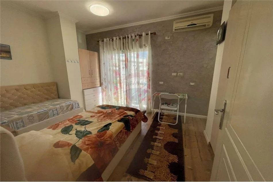 JEPET APARTAMENT 2+1 ME QIRA NE FRESK
