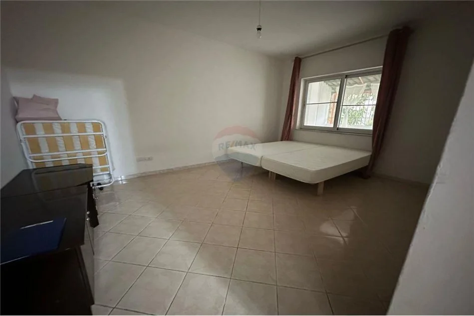 Jepet apartament me qera 1+1 prane Albano&Romina