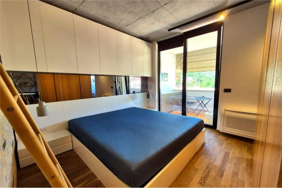 Tirane, jepet me qera 1+1+Ballkon , 550 € (Liqeni i Thate)