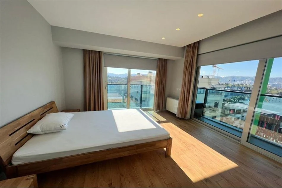 Tirane, jepet me qera 2+1+Ballkon , 2.000 € (Stadiumi Air albania)