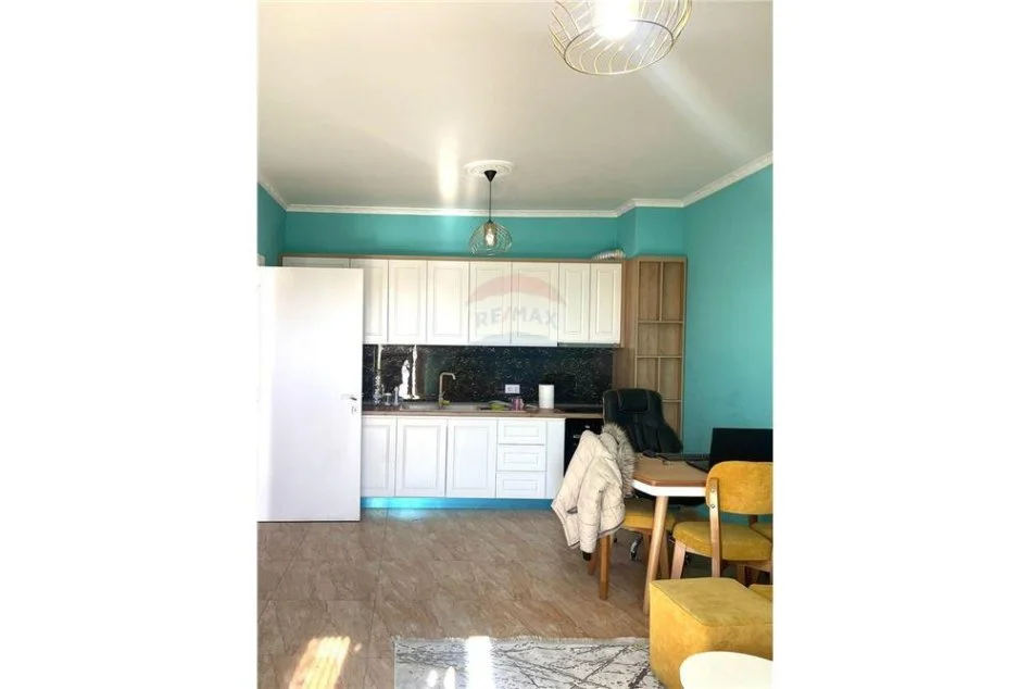 Tirane, jepet me qera apartament 1+1 Kati 4, 60 m² 500 € (rruga dibres)