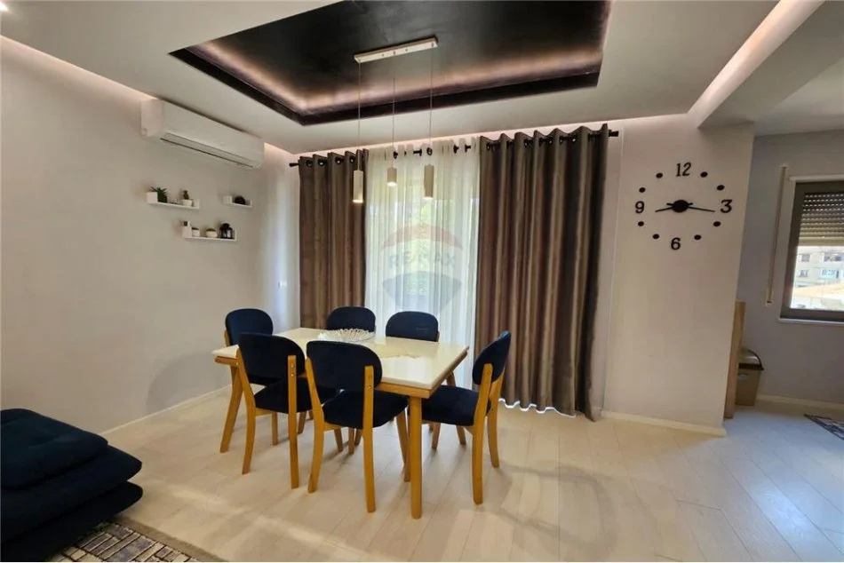Tirane, shitet apartament 2+1 Kati 2, 104 m² 190.000 € (Rruga e Dibres - Rruga e Dibres - Rruga e Dibrës, Shqipëri)