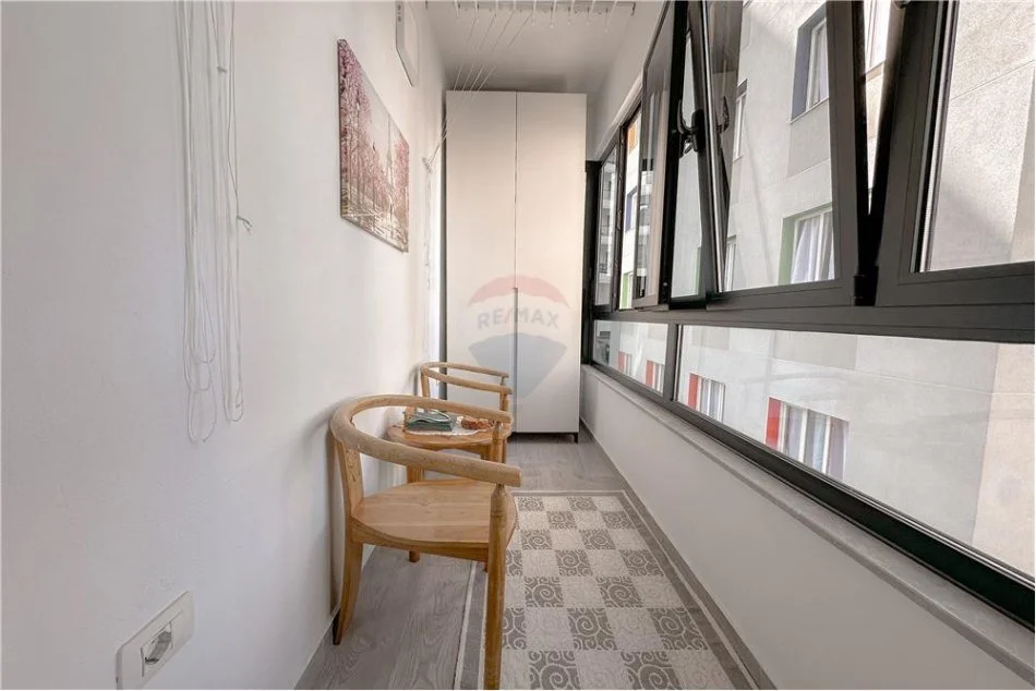 Tirane, shitet apartament 2+1 Kati 3, 86 m² 185.000 € (Farmacia 10 - Rruga e Dibrës)