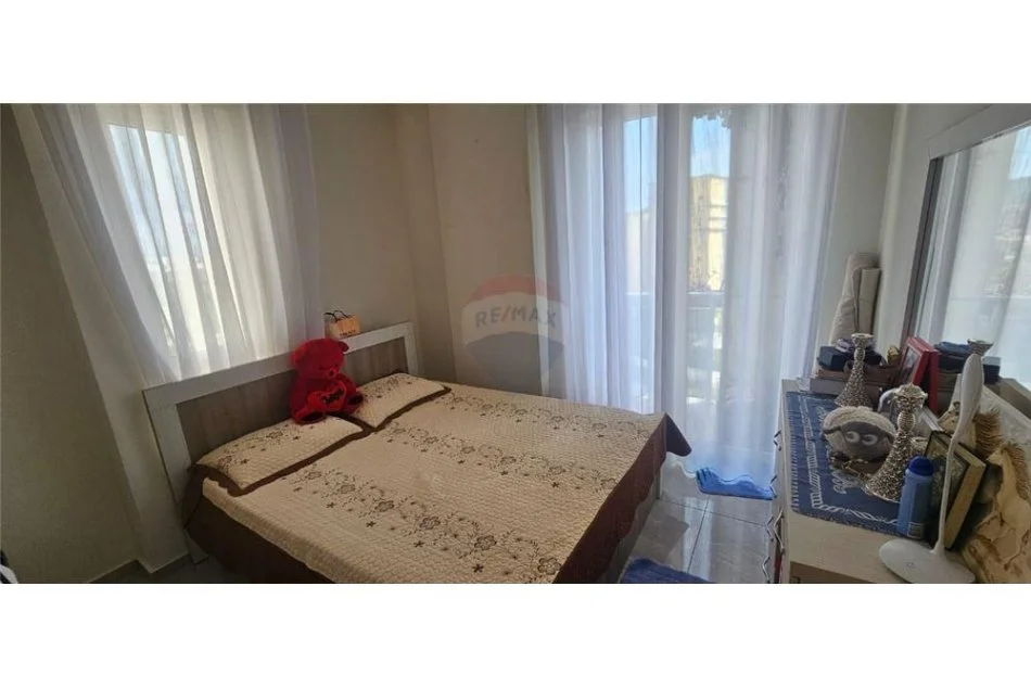 Tirane, shitet apartament 1+1+Ballkon , 57 m² 108.000 € 