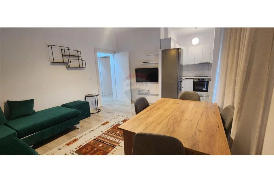 Tirane, jepet me qera apartament 2+1 Kati 1, 99 m² 550 € (Rruga Fuat Toptani)