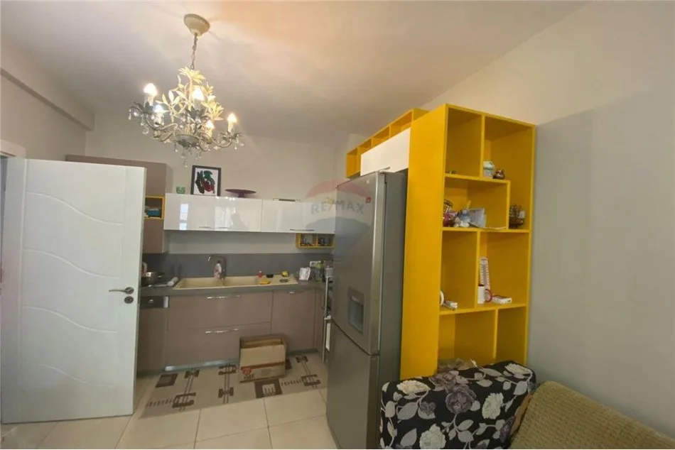 Tirane, jepet me qera apartament 2+1 Kati 5, 100 m² 450 € (Aleksandri i Madh, Astir)