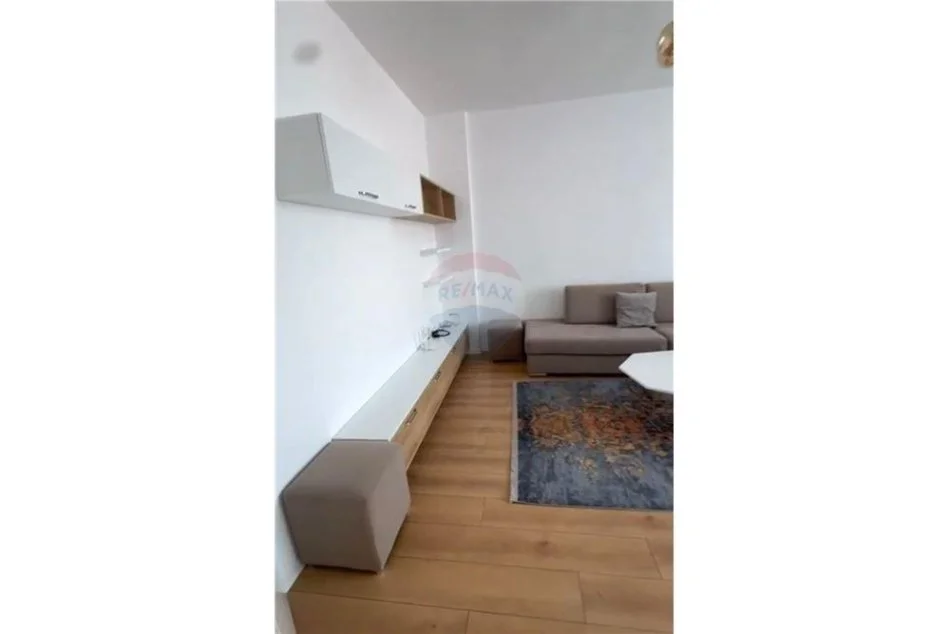 Tirane, jepet me qera apartament 2+1 Kati 3, 114 m² 450 € (rruga pinari - Kopshti Botanik - Pami, Shqipëri)