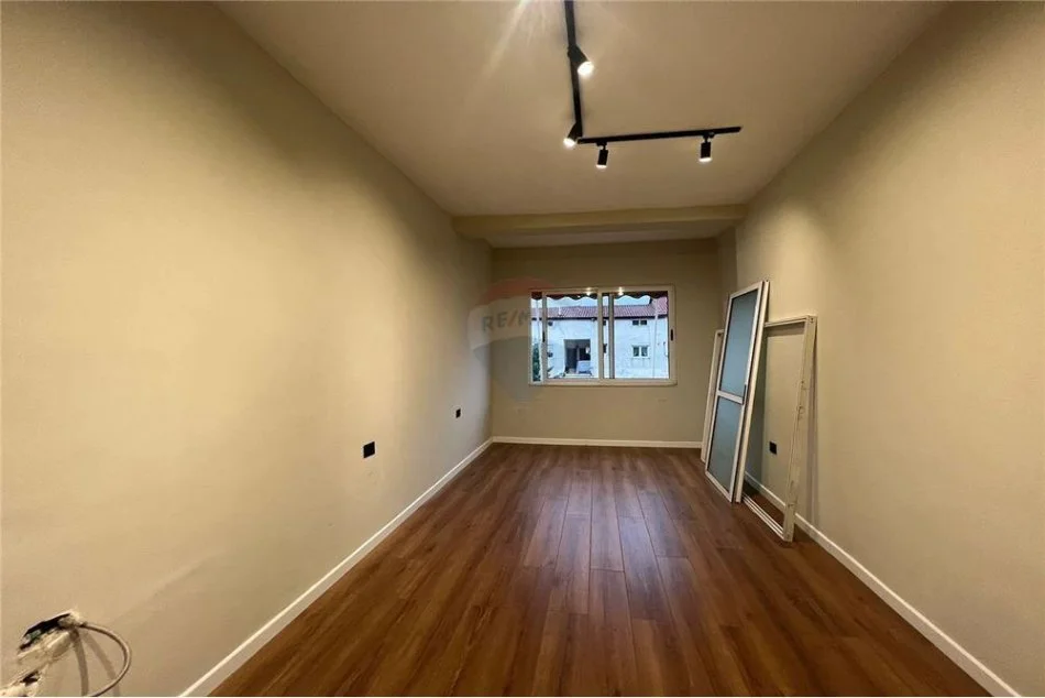 Tirane, shitet apartament 2+1 Kati 5, 72 m² 125000 (Myslym Shyri)