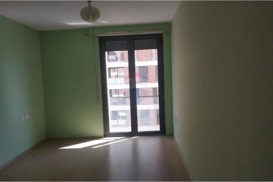 Tirane, jepet me qera apartament 2+1 Kati 3, 96 m² 500 € (Don Bosko)