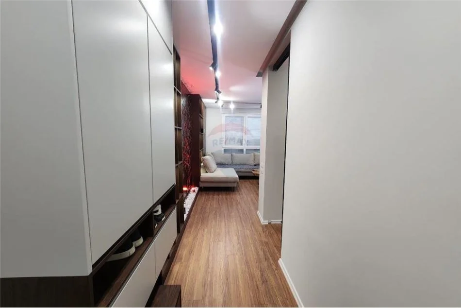 Tirane, shitet apartament 1+1 Kati 8, 61 m² 108.000 € (Hamdi Pepo - Selitë)