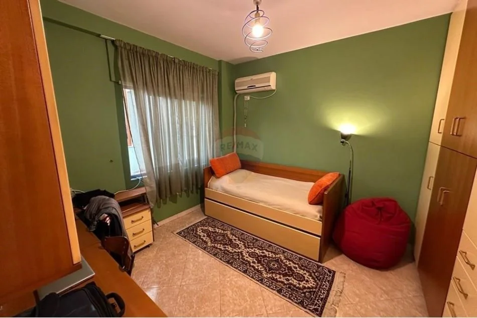 Tirane, shitet apartament 2+1 , 109 m² 225.000 € (APARTAMENT 2+1 PER SHITJE (KOMUNA PARISIT))