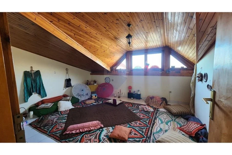 Tirane, shitet apartament 3+1 , 140 m² 155.000 € (Porcelan - Sheshi Shtrauz)