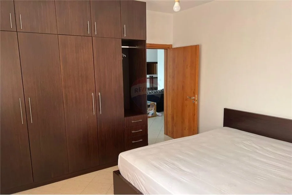 Tirane, jepet me qera apartament 2+1 Kati 3, 83 m² 500 € (Rruga Millosh Shutku - Ali Demi,)