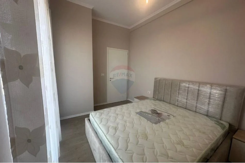 Tirane, jepet me qera apartament 1+1+Aneks+Ballkon , 70 m² 600 € (Rruga e Dibres - Rruga e Dibrës - Selvia,)