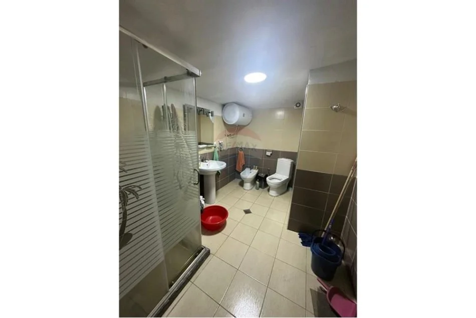 Tirane, shitet apartament 2+1 Kati 10, 95 m² 95.000 € (Don Bosko)