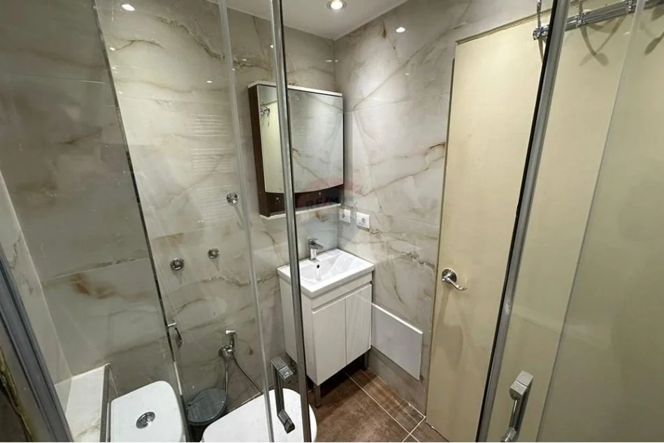 Tirane, jepet me qera 2+1 Kati 3, 85 m² 600 € (Myslym Shyri, Shqipëri)