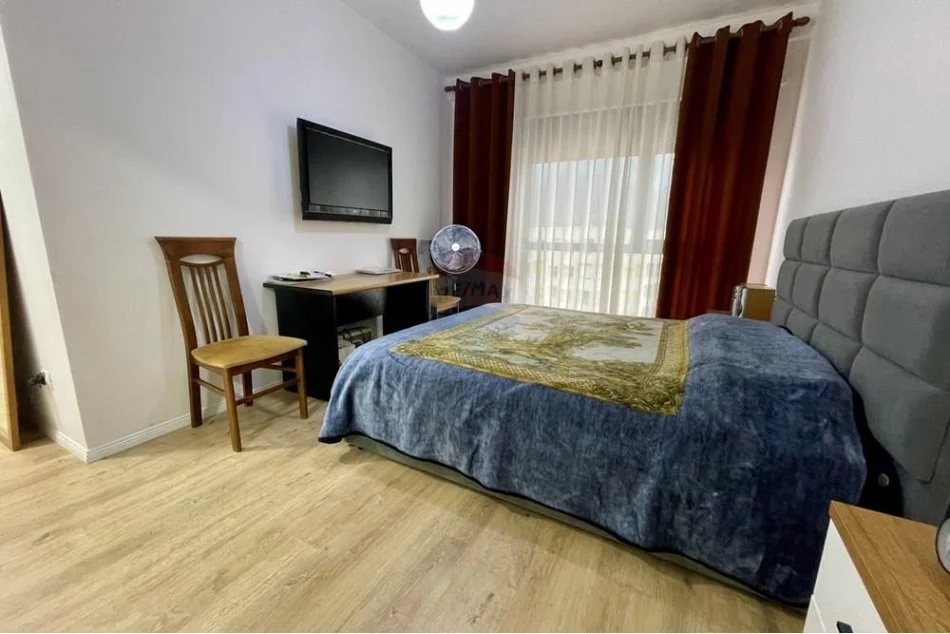 Tirane, shitet 2+1+Ballkon Kati 7, 92 m² 149.900 € (Ali Demi)