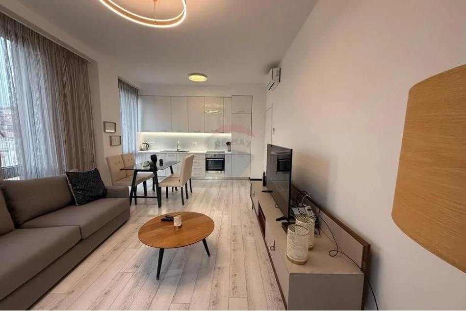 Tirane, jepet me qera apartament 2+1 , 98 m² 1.500 € (Stadiumi Qemal Stafa - Gjuhët e Huaja, Shqipëri)