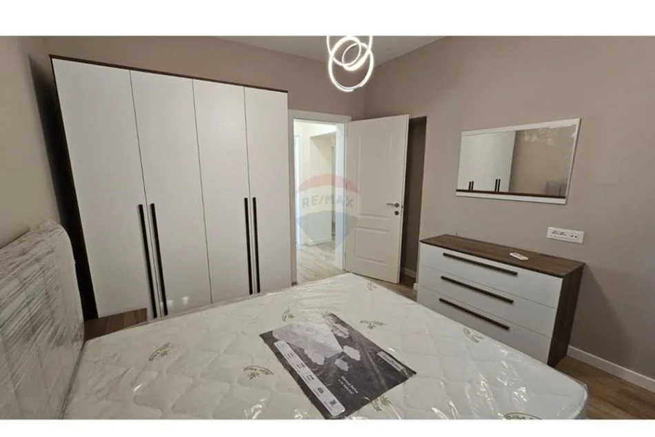 Tirane, shitet apartament 2+1 Kati 1, 62 m² 140.000 € (Tregu i Madh - Rruga 5 Maji,)