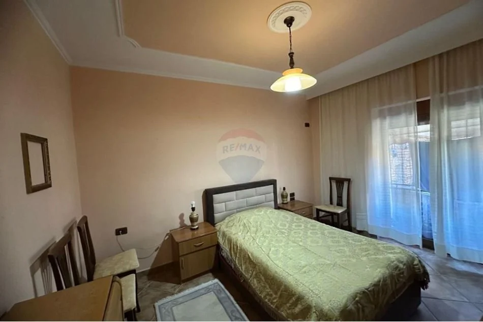Tirane, shitet apartament 2+1 Kati 3, 91 m² 130.000 € (Porcelan - Oxhaku,)
