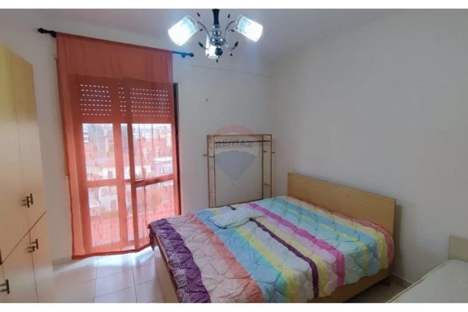 Tirane, jepet me qera 2+1 Kati 5, 97 m² 550 € (Pazari i Ri, Shqipëri)