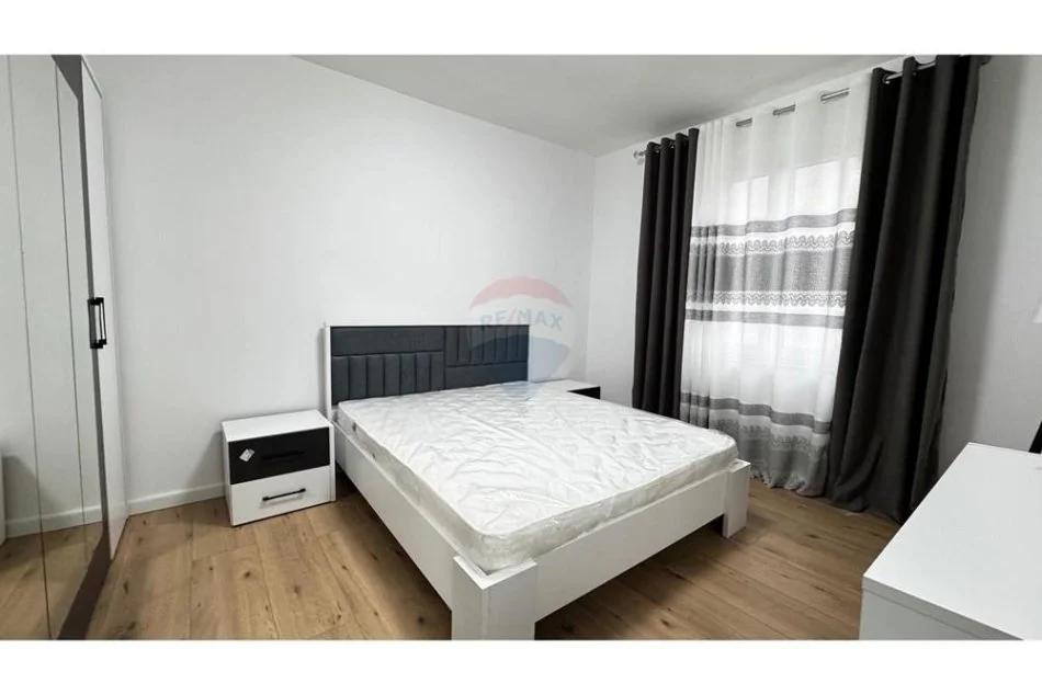 Tirane, jepet me qera apartament 2+1 , 60 m² 700 € (mine peza)