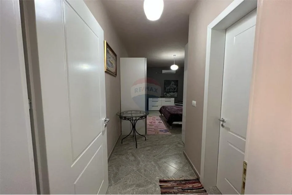 Tirane, shitet apartament 2+1 Kati 2, 105 m² 175.000 € (Kopshti Zoologjik)