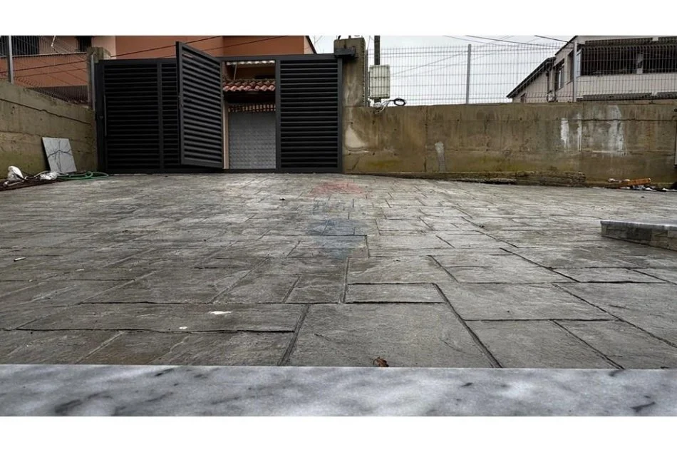 Shqiperi, jepet me qera apartament 1+1 Kati 1, 60 m² 350 € (Porcelan, kodra e priftit)