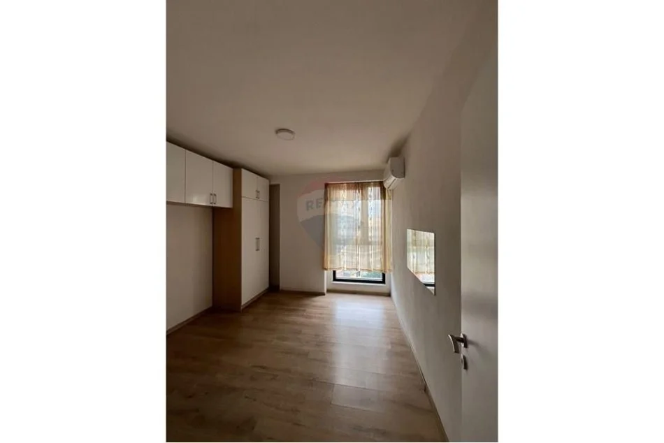 Tirane, jepet me qera apartament 2+1 Kati 4, 93 m² 600 € (Fusha e Aviacionit, Shqipëri)