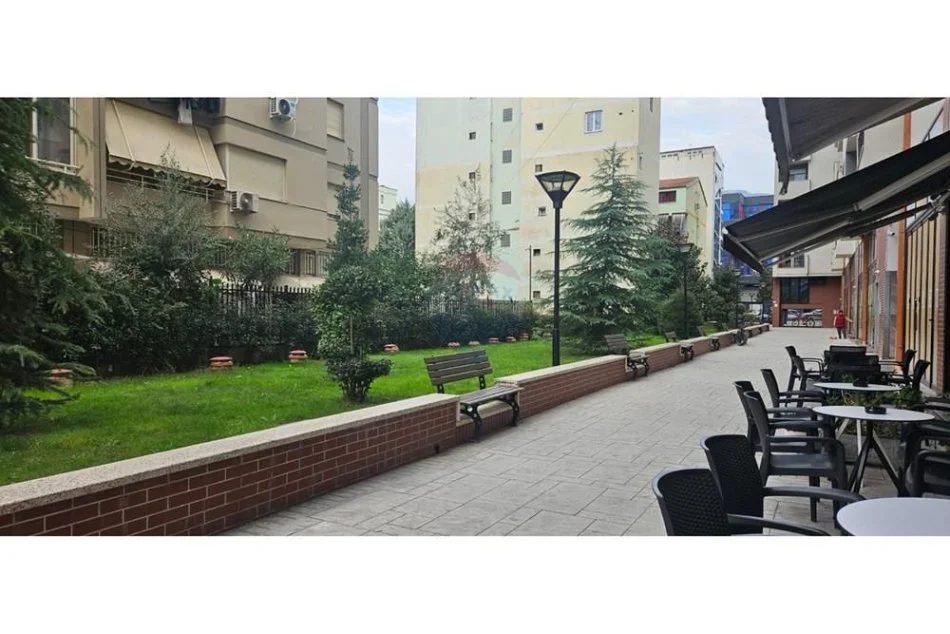 Tirane, jepet me qera apartament 1+1 Kati 3, 90 m² 500 € (Tregu i Madh - Rruga 5 Maji, Shqipëri)