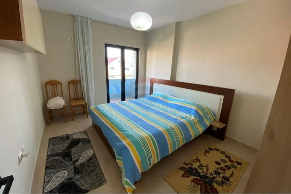 Tirane, jepet me qera apartament 1+1 Kati 2, 70 m² 450 € (Don Bosko)
