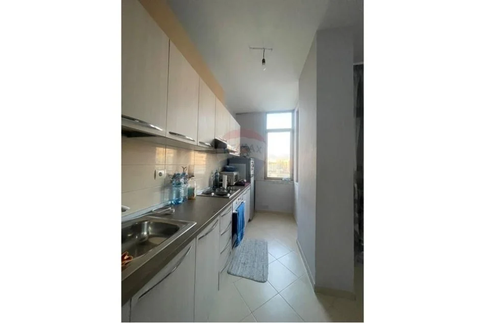 Tirane, jepet me qera apartament 2+1 Kati 5, 100 m² 400 € (Astir, prane 2 Palmave)