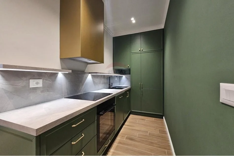 Tirane, jepet me qera 1+1+Ballkon Kati 4, 70 m² 1.200 € (Myslym Shyri)