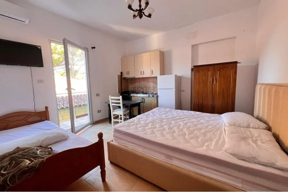 Vlore, jepet me qera Vile ne plazh 3 Katshe , 147 m² 1.200 € (Plazhi Vjeter)