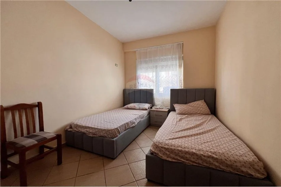 Vlore, shitet apartament 2+1+Aneks+Ballkon Kati 5, 94 m² 106.000 € (Transballkanike)