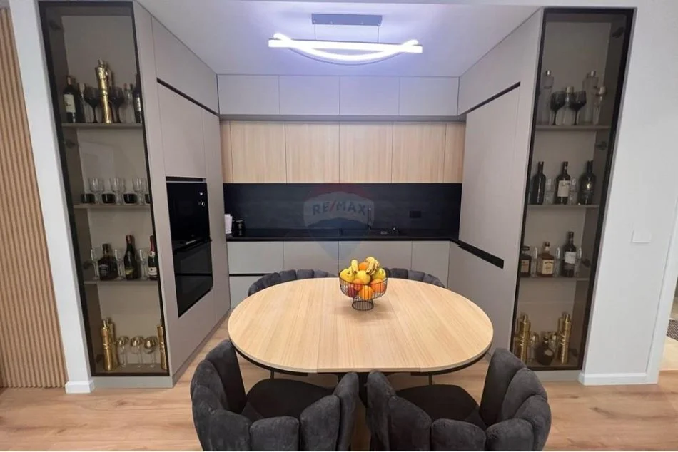 Tirane, shes apartament 2+1 Kati 5, 97 m² 225.000 € (APARTAMENT 2+1+2 BLV I RI PER SHITJE)