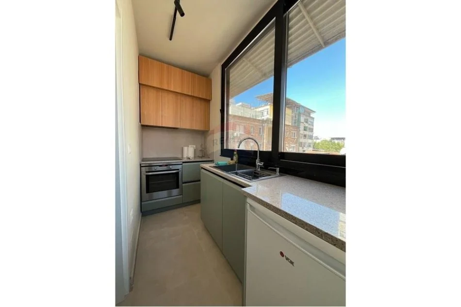 Tirane, jepet me qera apartament 1+1 Kati 4, 55 m² 570 € 