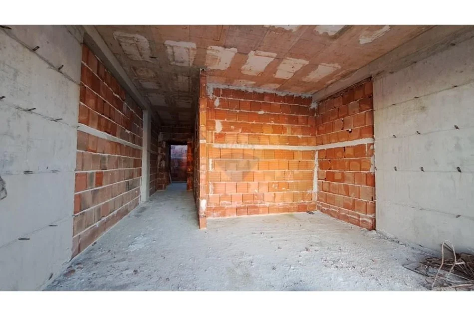 Vlore, shitet apartament 1+1+Ballkon Kati 4, 49 m² (Lungomare)