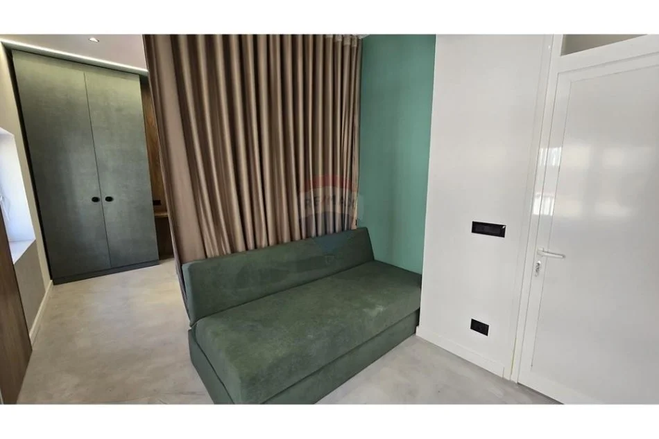 Tirane, jepet me qera 1+1 , 38 m² 500 € (shallvaret)