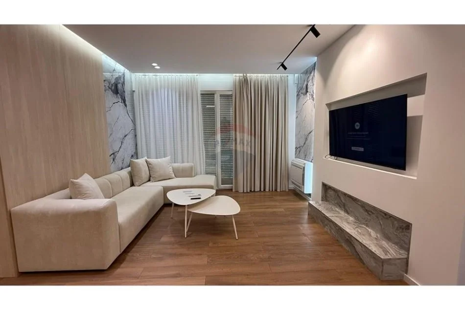 Tirane, jepet me qera apartament 2+1+Ballkon Kati 2, 100 m² 1.200 € (liqeni i thate)