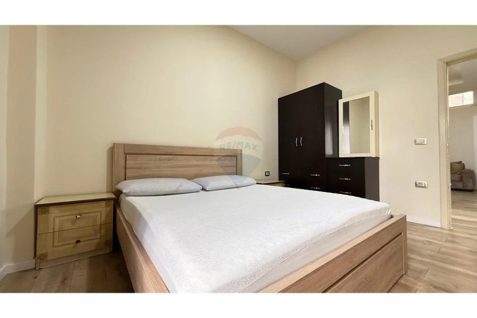 Shqiperi, jepet me qera Vile 2+1 Kati 1, 78 m² 600 € (myslym shyri)