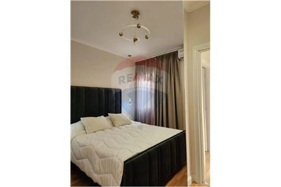 Tirane, jepet me qera apartament 2+1+Ballkon , 106 m² 850 € (Myslym Shyri)