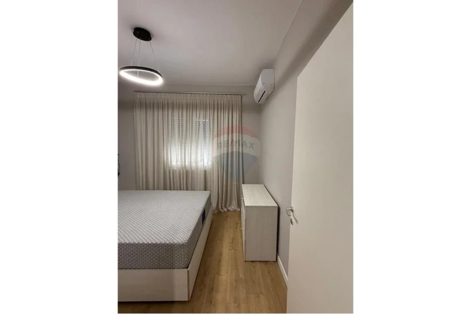 Tirane, jepet me qera apartament 1+1 Kati 5, 44 m² 500 € 