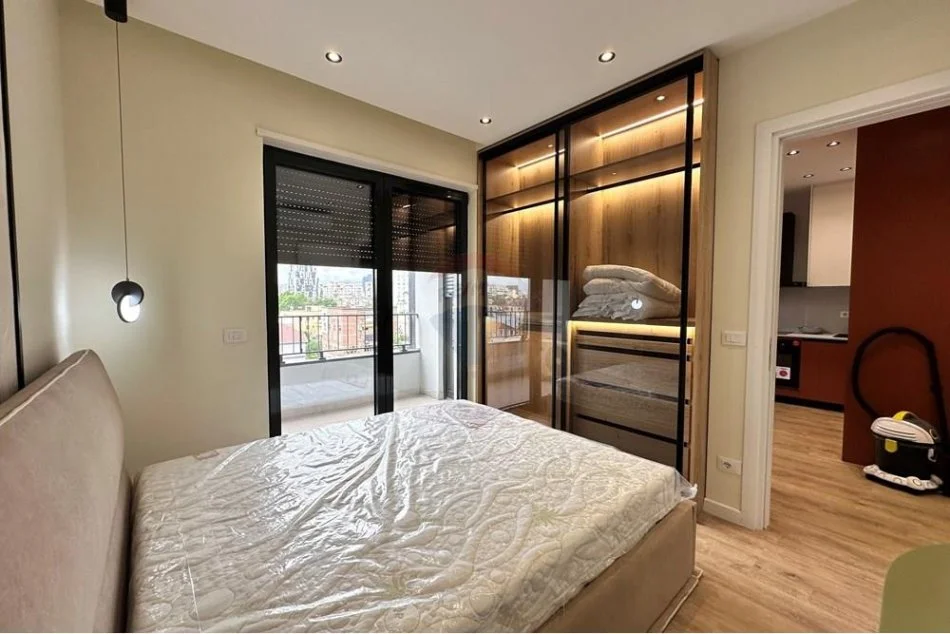 Tirane, jepet me qera apartament 1+1+Ballkon , 60 m² 650 € 