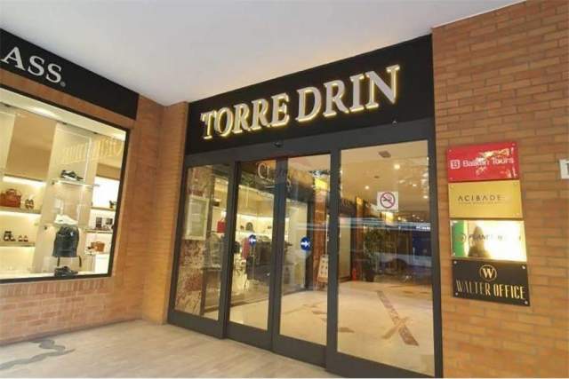 Tirane, shitet ambjent biznesi 40 m² 185.000 Euro (Rr. Abdi Toptani)