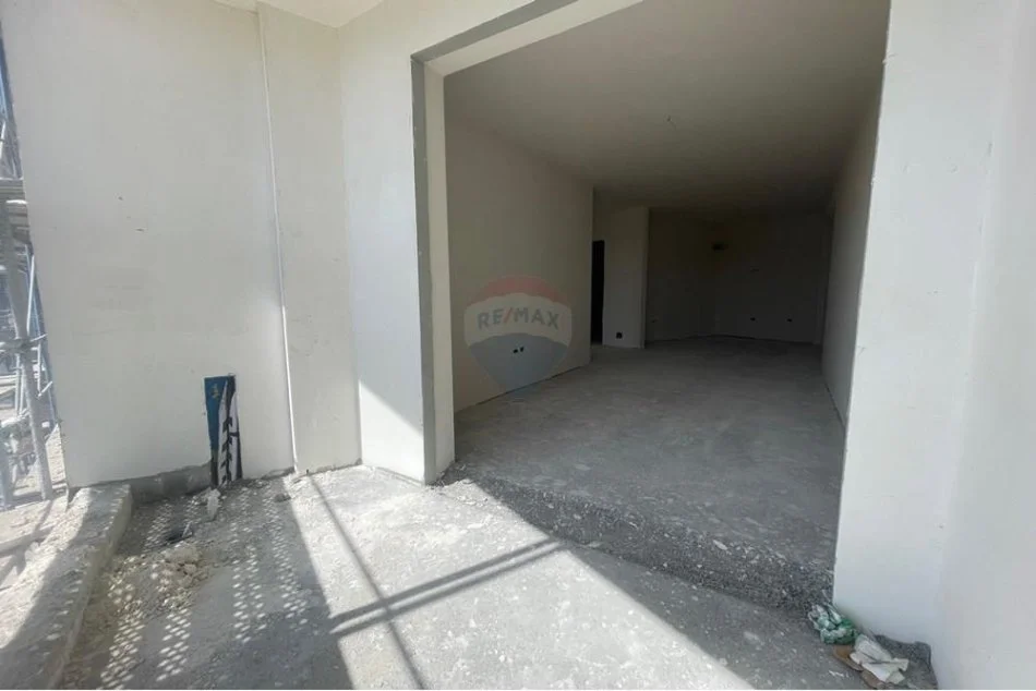 Tirane, shitet 1+1+Aneks+Ballkon Kati 4, 83 m² 132.000 € (Ish Fusha e Aviacionit - Kompleksi Turdiu)
