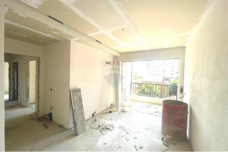 Tirane, shes apartament 2+1 Kati 6, 117 m² 288.000 € (Rruga e Durrsit)