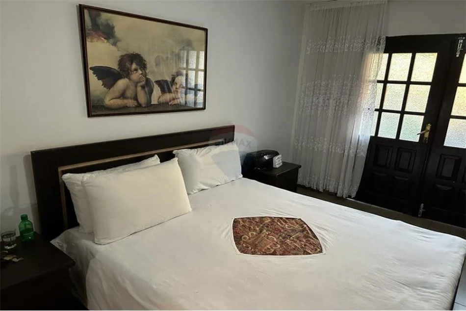 Tirane, shitet apartament 2+1 , 106 m² 140.001 € (Rruga Kavajes Globe)