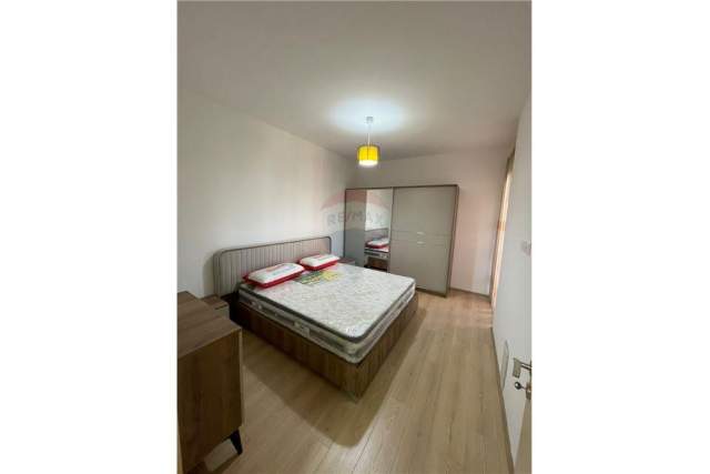 Tirane, jepet me qera apartament 1+1 Kati 4, 71 m² 400 Euro (ARLIS, FARMACIA 10)