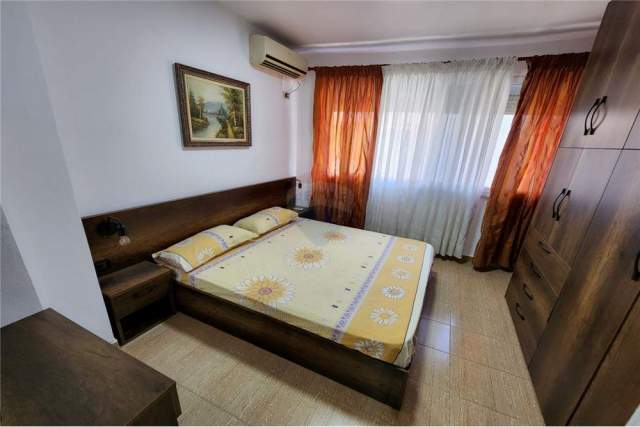Tirane, jepet me qera apartament 1+1 Kati 2, 40 m² 350 Euro (myslym shyr)